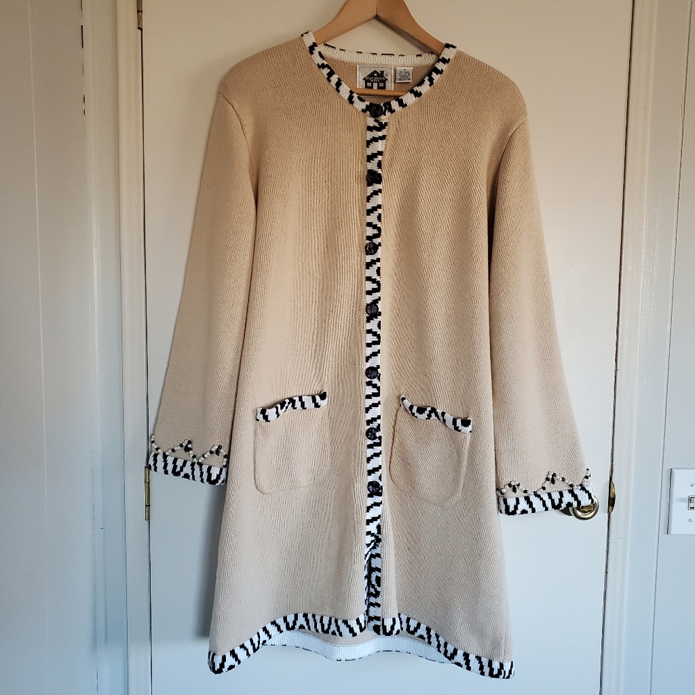 Storybook Knits Radiant Flowers Sweater Coat 1X Cream Black And White Trim